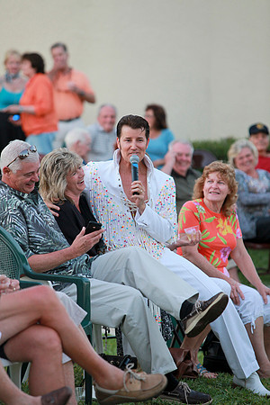 Elvis at Juno Beach Civic 070