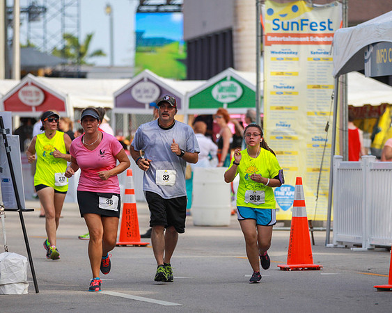 Sunfest 2014 Final Friday MH-061