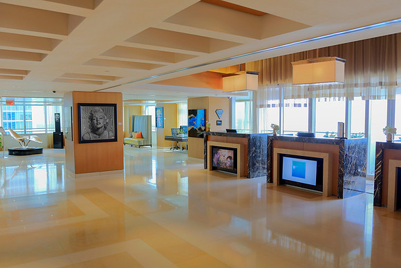 Brickell Arch-112