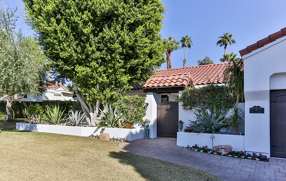 Palm Springs Home-027