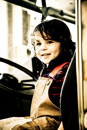 Ethan Creative 131