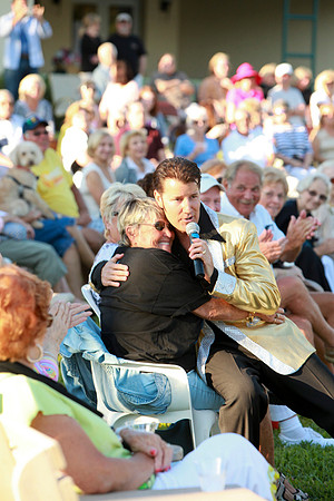 Elvis at Juno Beach Civic 001