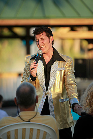 Elvis at Juno Beach Civic 029