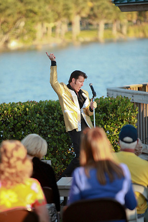 Elvis at Juno Beach Civic 024