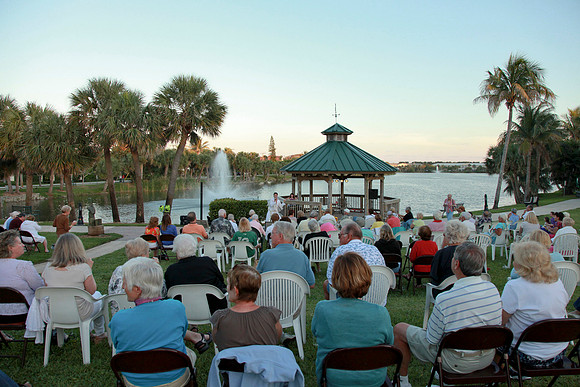 Elvis at Juno Beach Civic 064