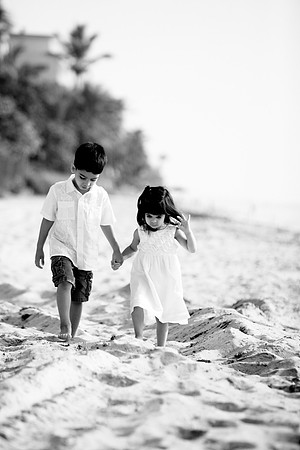 Jayaraman Family BW-1007