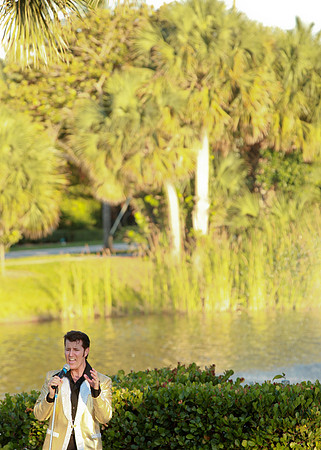 Elvis at Juno Beach Civic 021