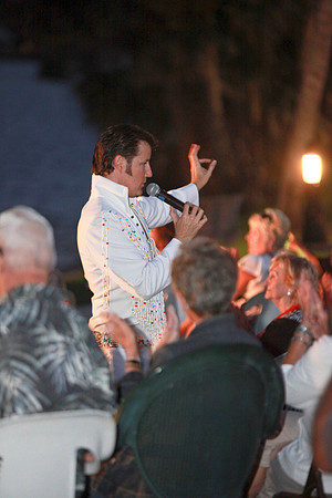 Elvis at Juno Beach Civic 092