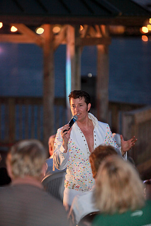 Elvis at Juno Beach Civic 091